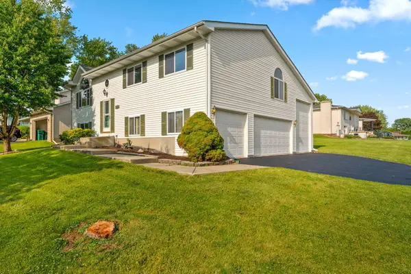 1807 Forest Lane, Crown Point, IN 46307