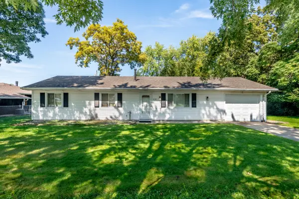 430 E 35th Avenue, Griffith, IN 46319