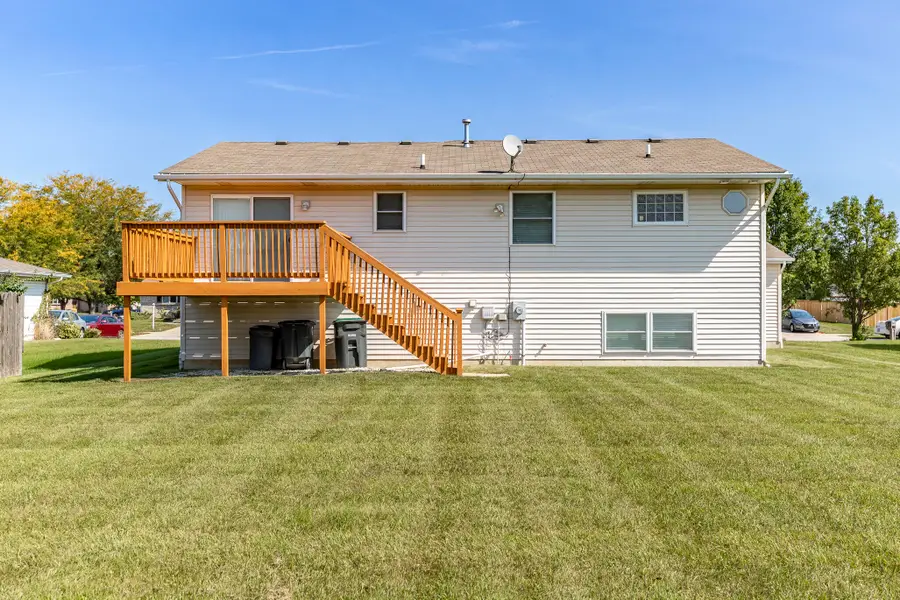 7723 Eider Avenue, Hobart, IN 46342 - Image #3