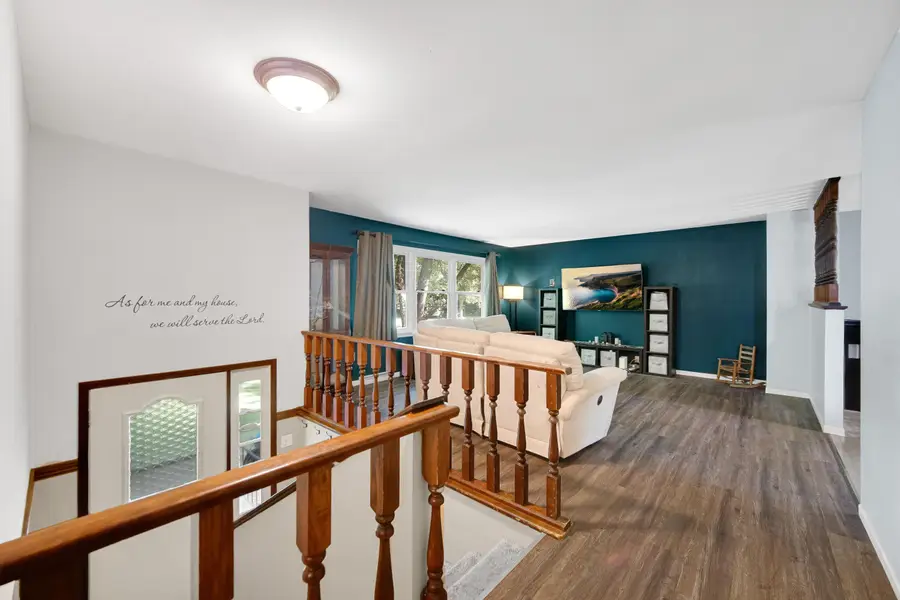 166 N Woodland Drive, La Porte, IN 46350 - Image #3