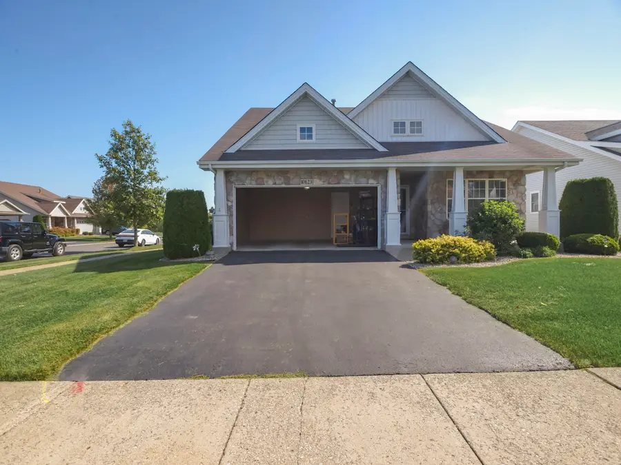10123 Azalea Drive, Crown Point, IN 46307 - Image #2
