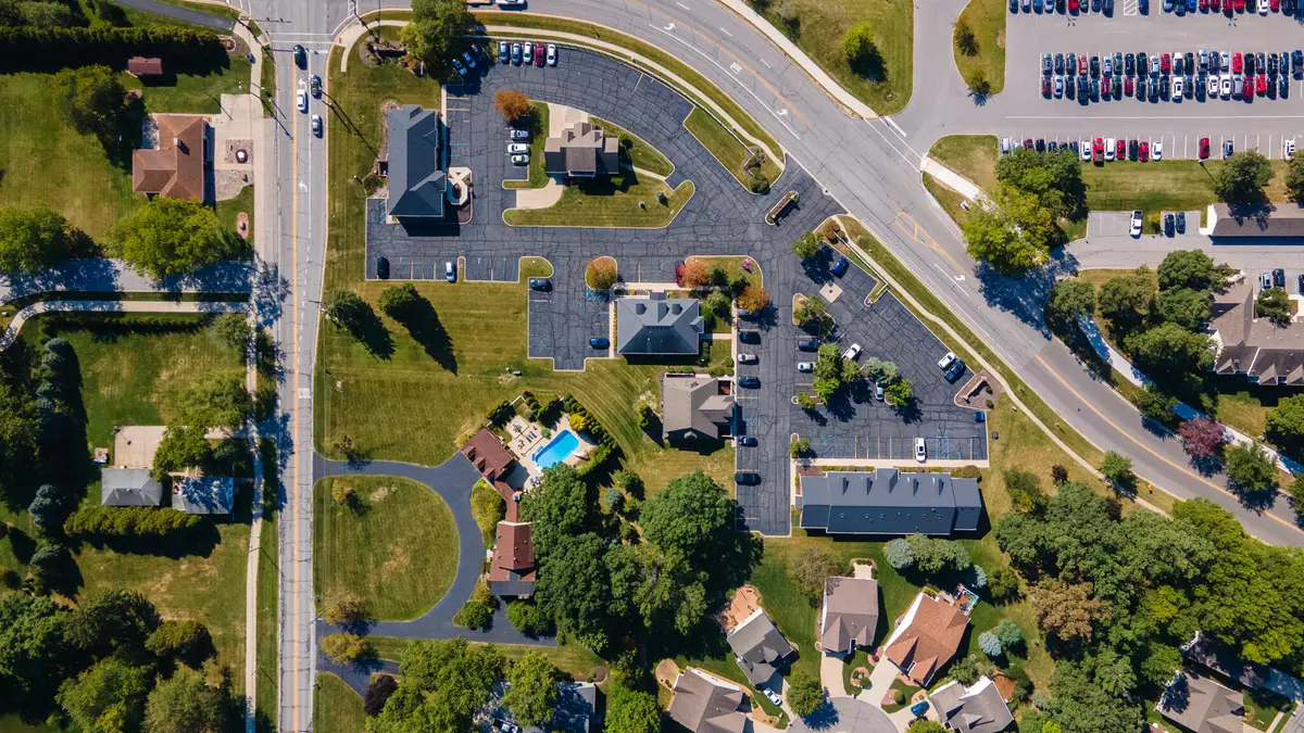 556 Vale Park Road, Valparaiso, IN 46385 - Image #1