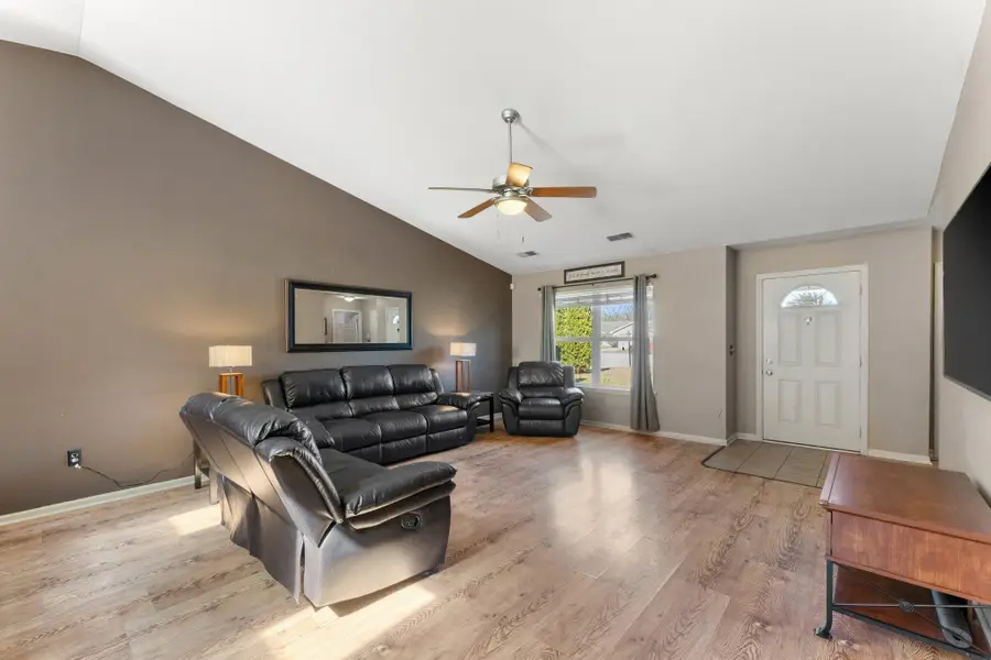 4401 W 73rd Court, Merrillville, IN 46410 - Image #3