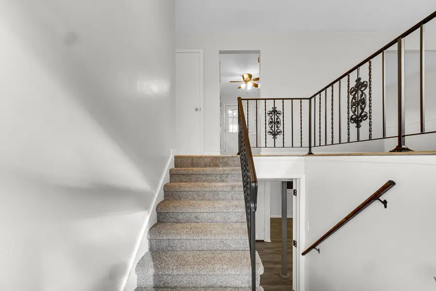 10447 N 477 E, Demotte, IN 46310 - Image #2