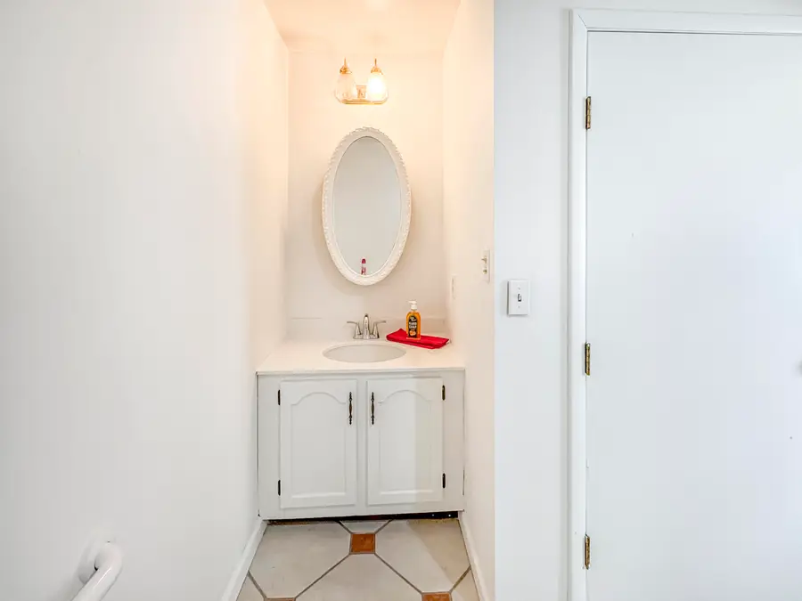 1108 Saratoga Lane, Chesterton, IN 46304 - Image #3