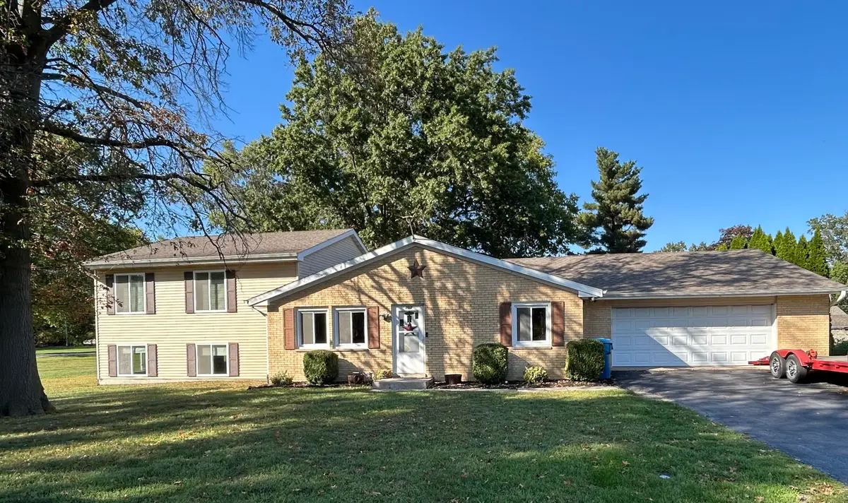 208 W Stevenson Street, Morocco, IN 47963 - Image #1