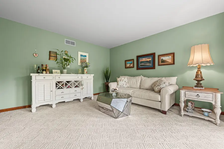 124 County Rd 350 W, Valparaiso, IN 46385 - Image #2