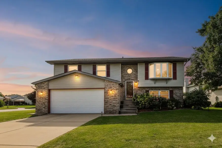 1235 W 99th Avenue, Crown Point, IN 46307 - Image #2