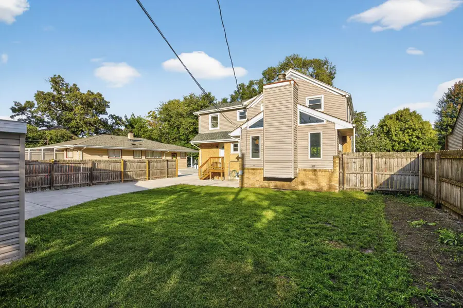 8318 Howard Avenue, Munster, IN 46321 - Image #2