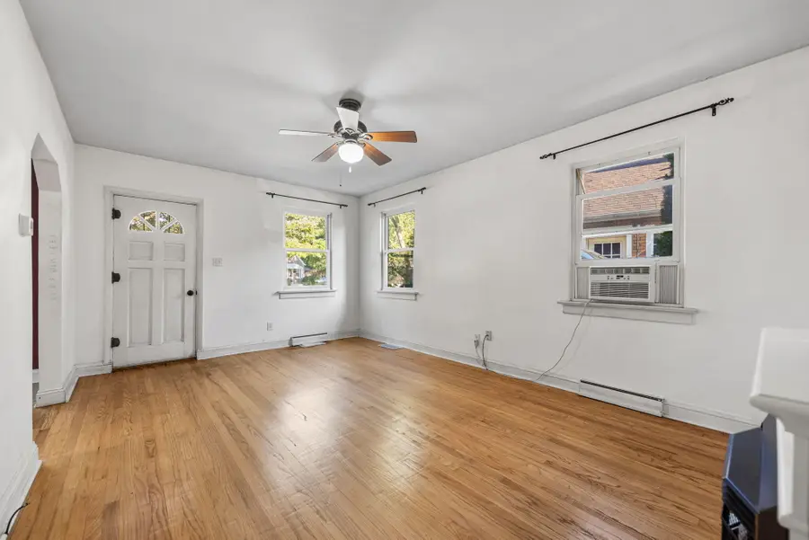 130 W 2nd Street, Hobart, IN 46342 - Image #2