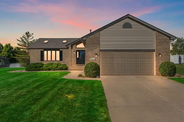 9204 Maple Drive, St. John, IN 46373