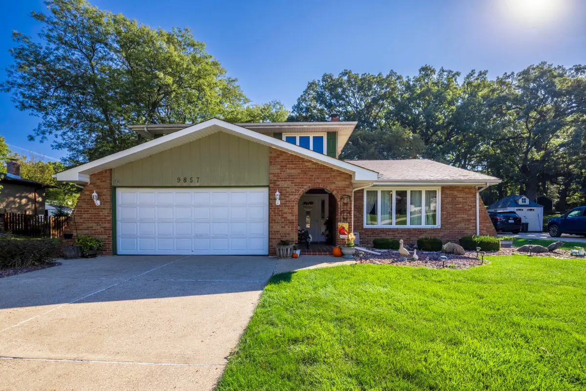 9857 Olcott Avenue, Saint John, IN 46373 - Image #1