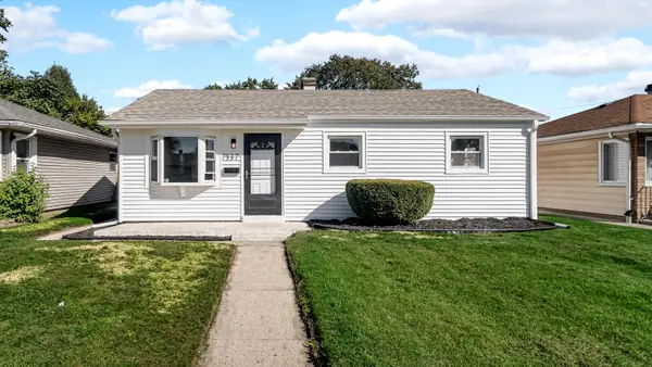 7537 Catalpa Avenue, Hammond, IN 46324