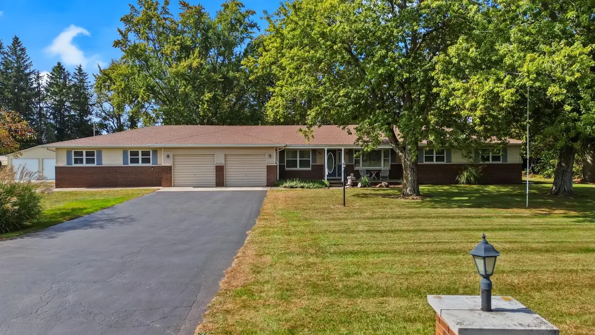 11250 N 400 W, Wheatfield, IN 46392 - Image #1