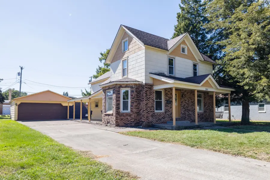 205 E Dunlap Street, Kentland, IN 47951 - Image #2