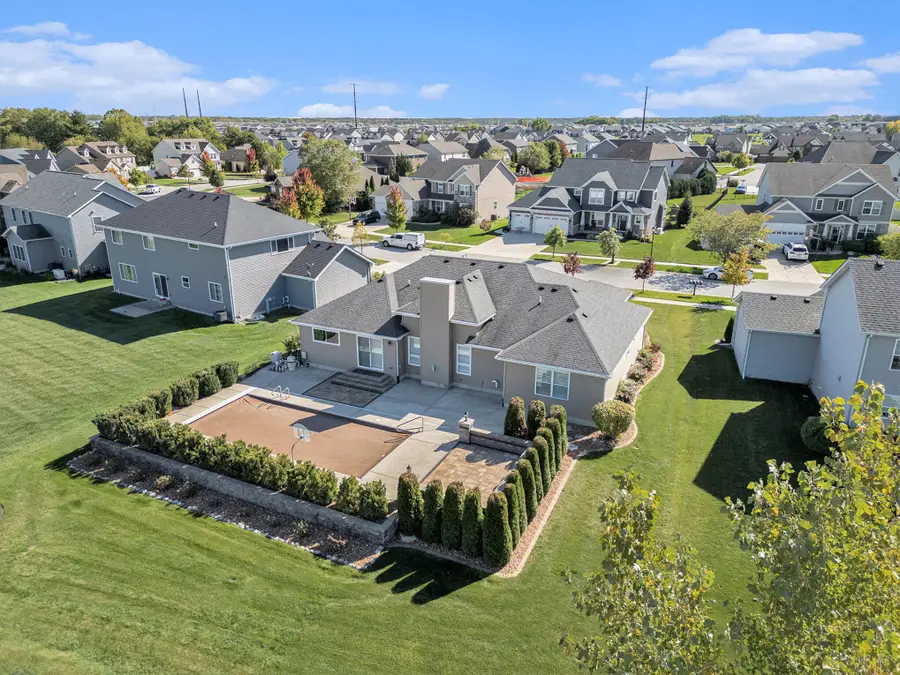 8324 Willow Haven Drive, Saint John, IN 46373 - Image #2