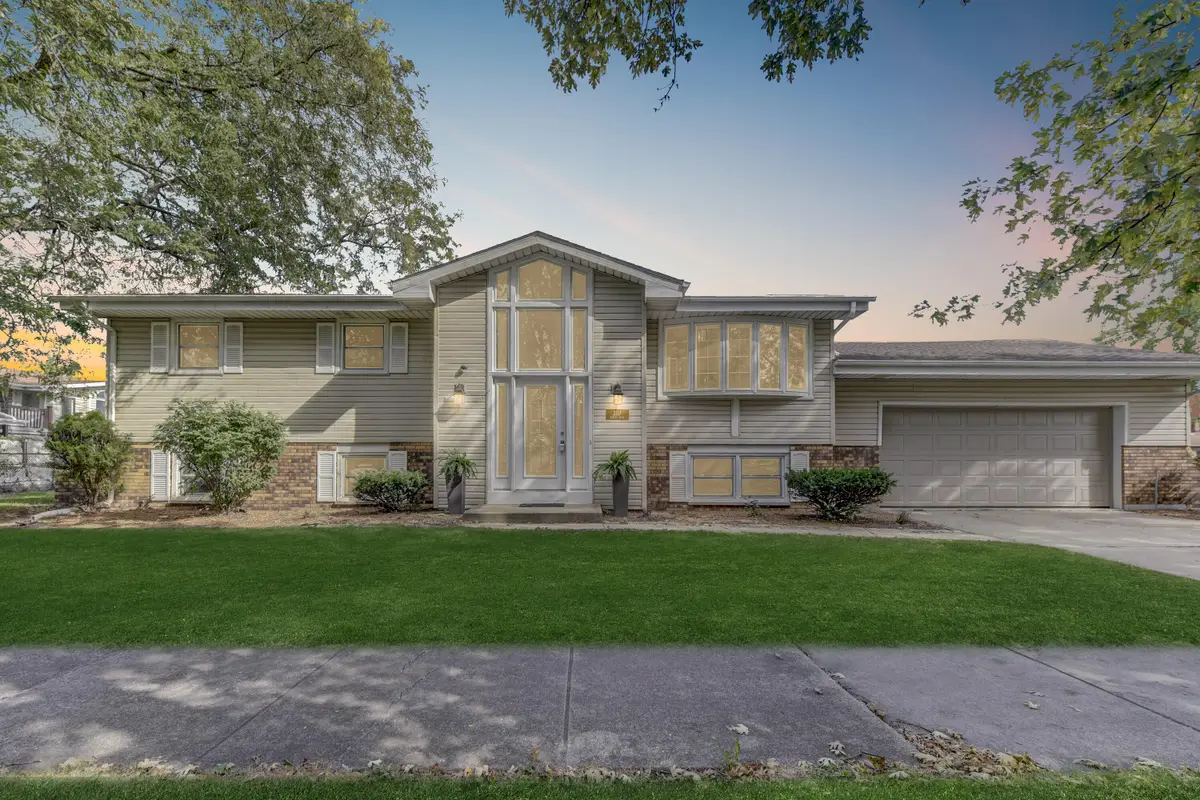 2117 Azalea Drive, Highland, IN 46322 - Image #1
