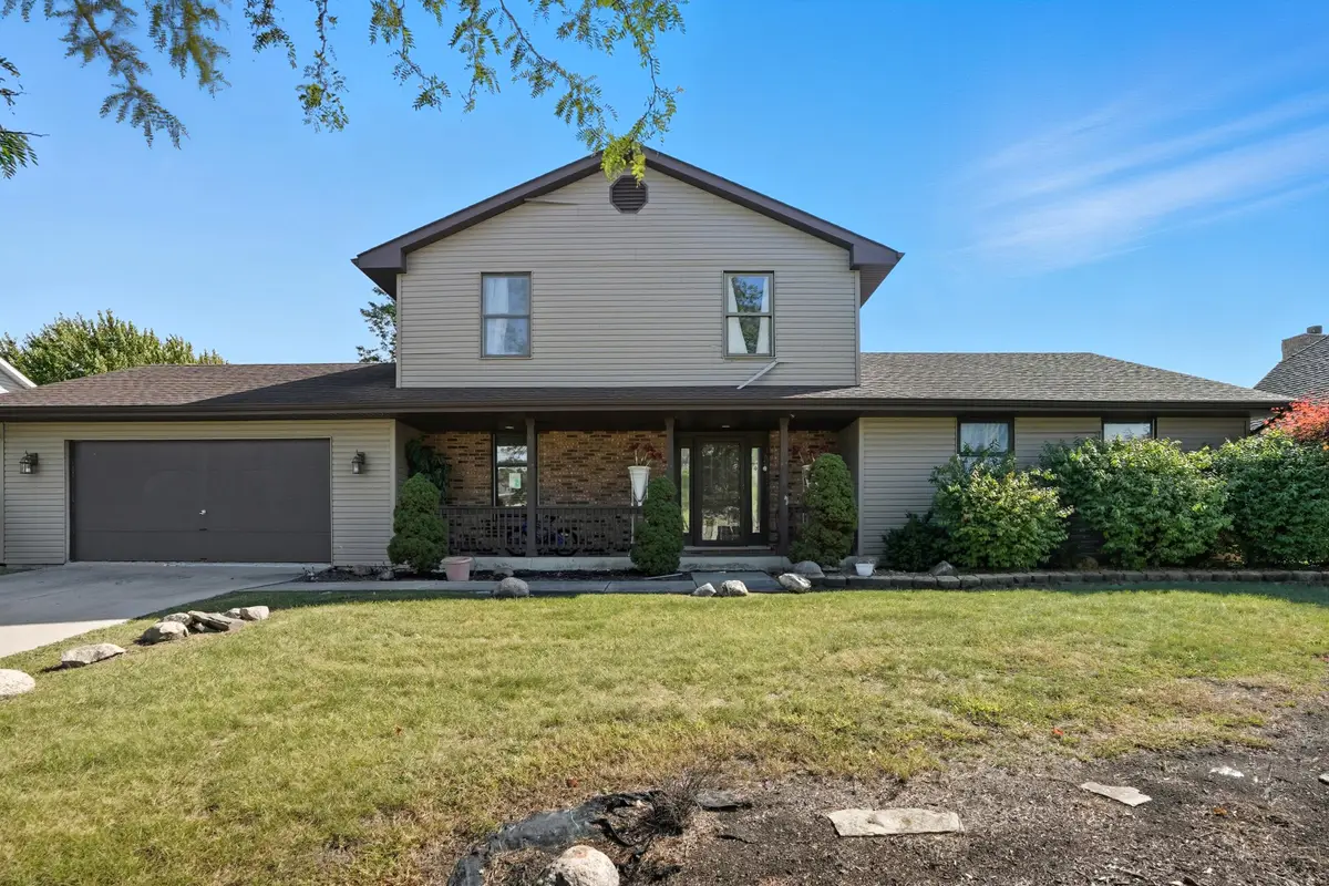 10043 Northcote Court, Saint John, IN 46373 - Image #1