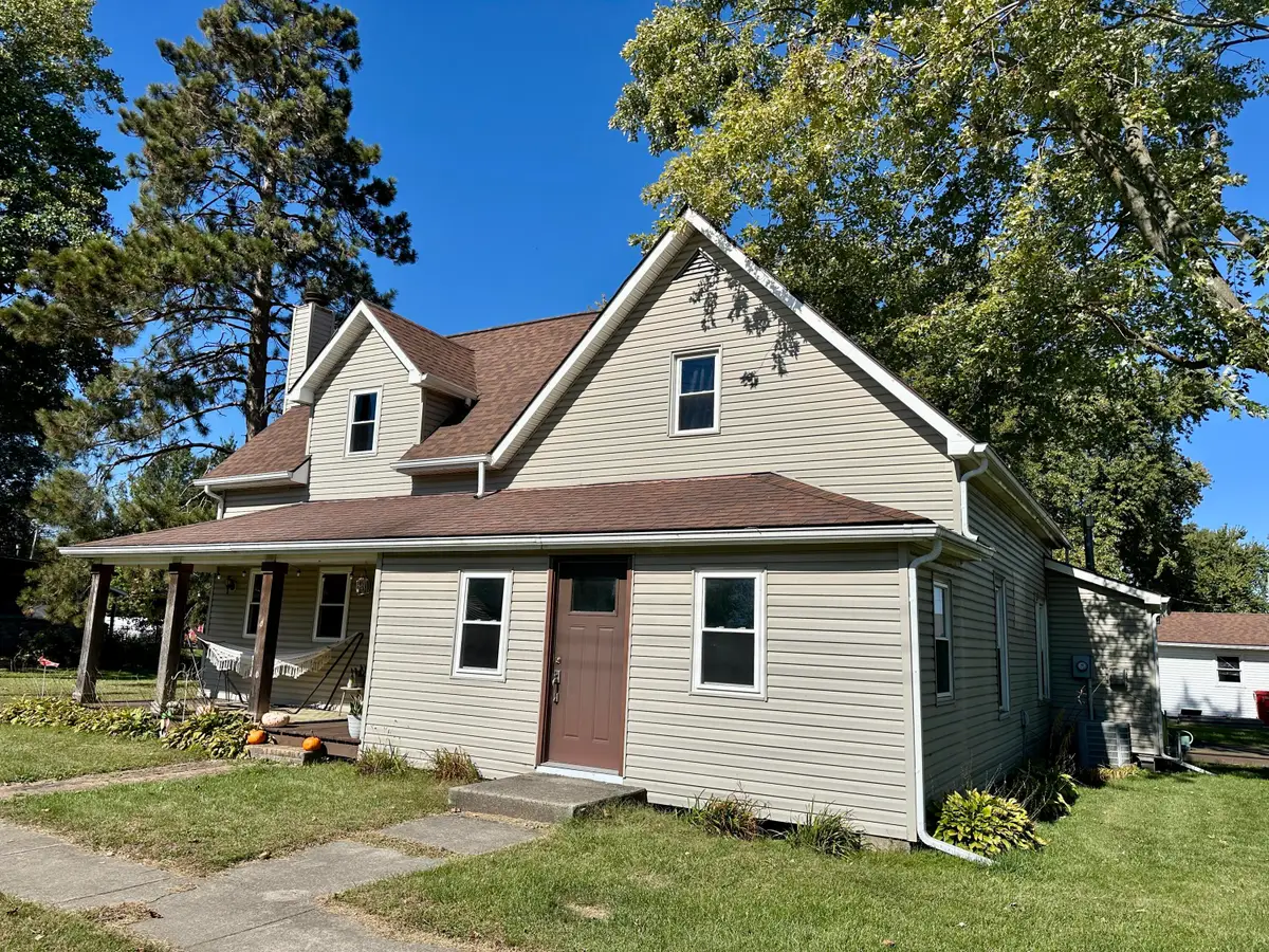 419 E Oneida Street, La Crosse, IN 46348 - Image #1