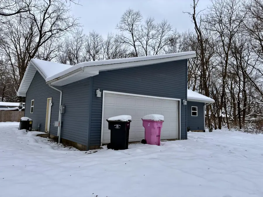 11940 3rd Street, Osceola, IN 46561 - Image #2