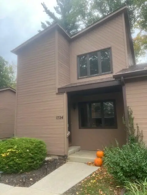 1724 Earthstone Drive, Valparaiso, IN 46383