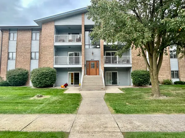 9621 Merrillville Road #101, Crown Point, IN 46307