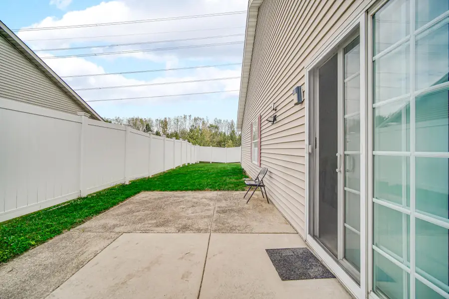 1741 W 86th Lane, Merrillville, IN 46410 - Image #2