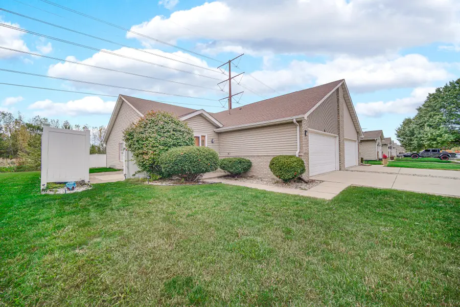 1741 W 86th Lane, Merrillville, IN 46410 - Image #3