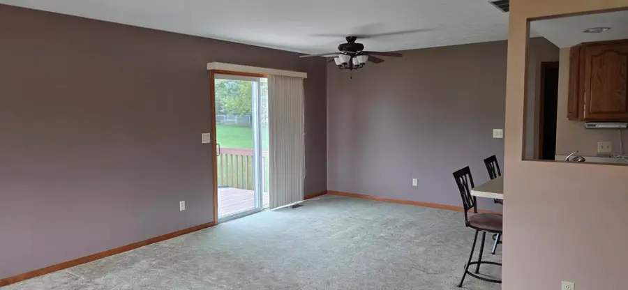 705 Elm Court Sw, Demotte, IN 46310 - Image #2