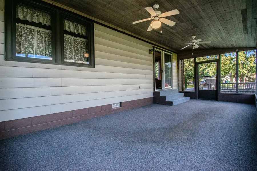 7232 W Lynwood Drive, Michigan City, IN 46360 - Image #3