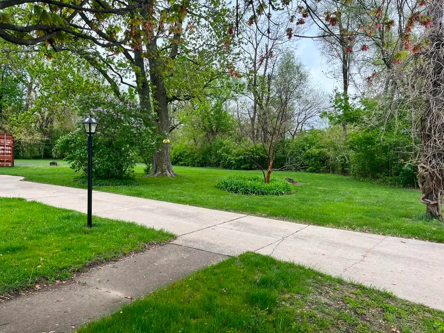 8959 Lawndale Street, Highland, IN 46322 - Image #2