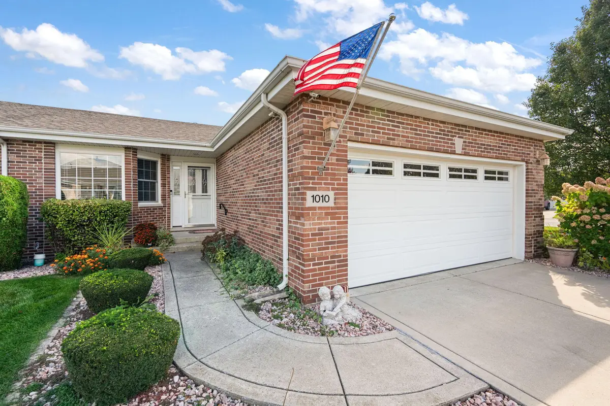 1010 Freedom Circle N, Crown Point, IN 46307 - Image #1