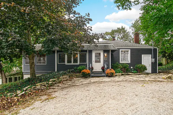 5 Cottonwood Lane, Ogden Dunes, IN 46368