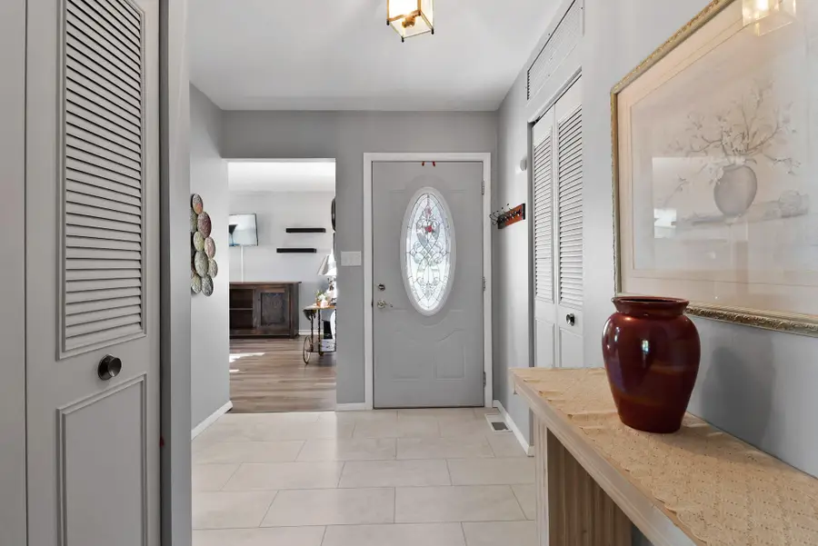 1707 Whittier Park Drive, Valparaiso, IN 46383 - Image #3