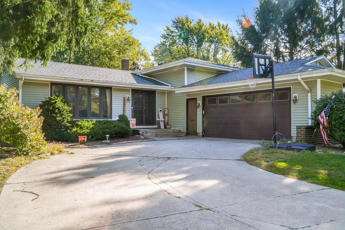 8435 Van Buren Court, Munster, IN 46321 - Image #1