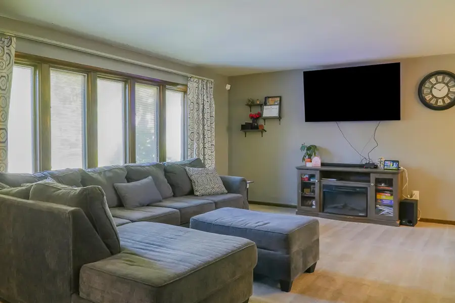 8435 Van Buren Court, Munster, IN 46321 - Image #3