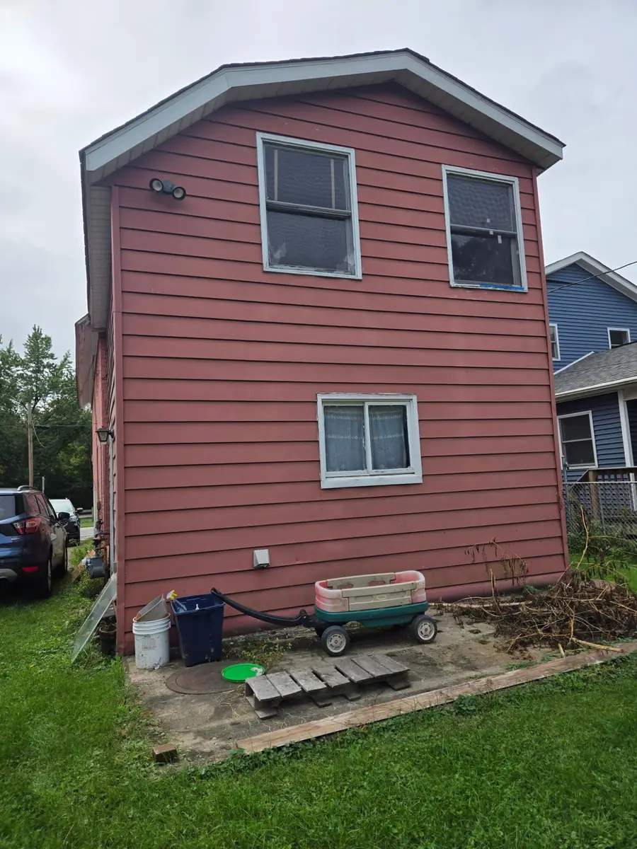 1026 Lillian Street, Hobart, IN 46342 - Image #2