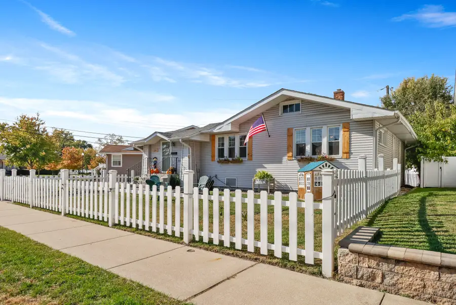 1944 Warwick Avenue, Whiting, IN 46394 - Image #2