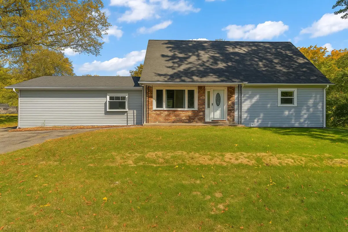 2790 E 1059 N, Demotte, IN 46310 - Image #1