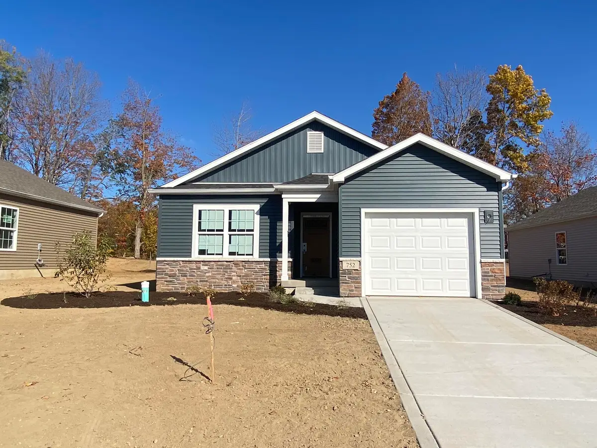 752 Kinsey Street, Valparaiso, IN 46385 - #1