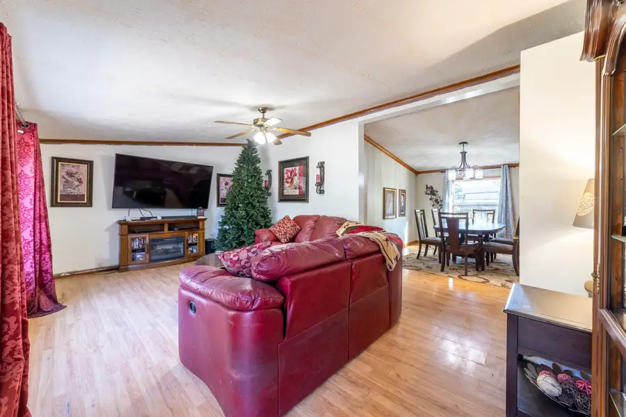 11327 N 550 E #7, Demotte, IN 46310 - Image #2