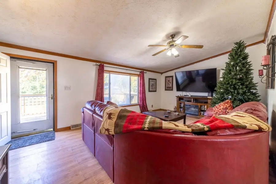 11327 N 550 E #7, Demotte, IN 46310 - Image #3