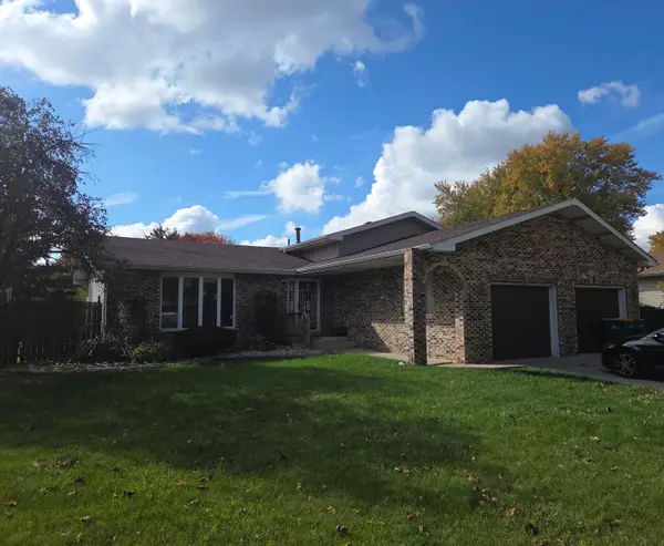 1429 W 74th Place, Merrillville, IN 46410