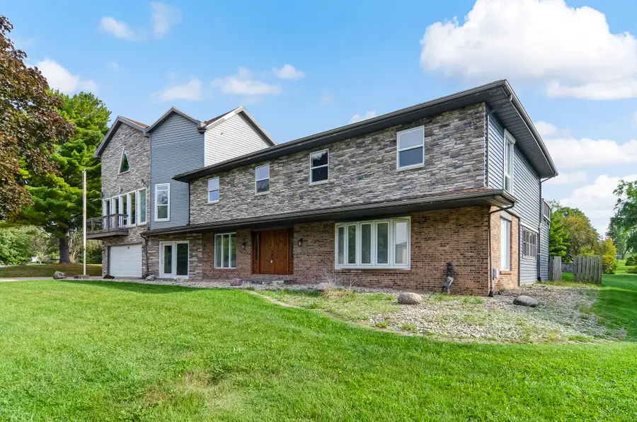 2212 Elm Tree Lane, Crown Point, IN 46307 - Image #2