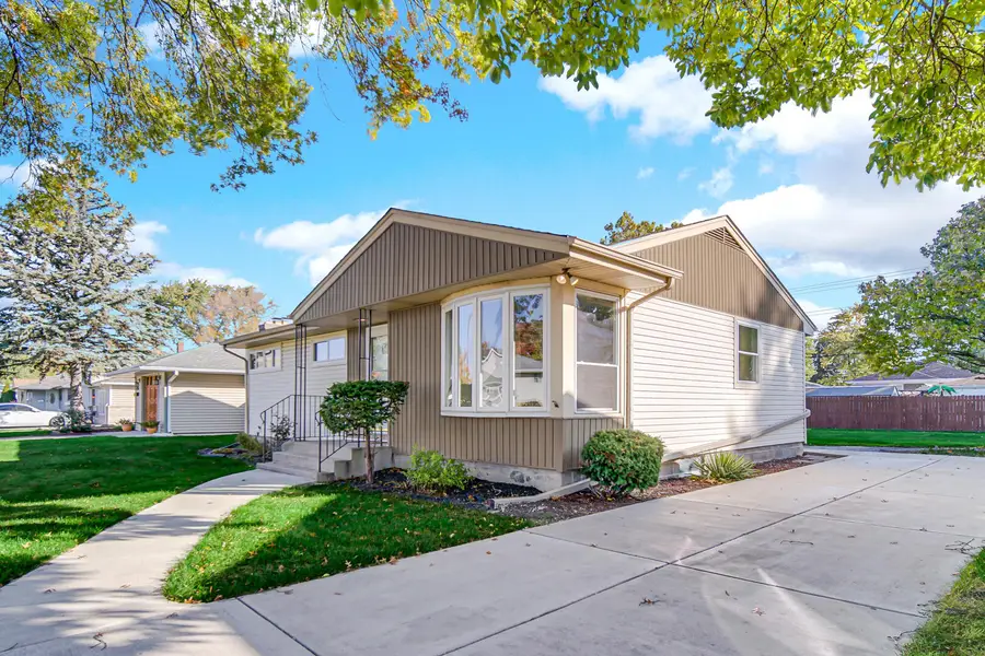 7905 Jackson Avenue, Munster, IN 46321 - Image #3