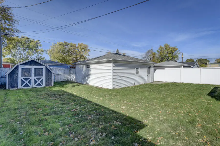 726 N Raymond Street, Griffith, IN 46319 - Image #3