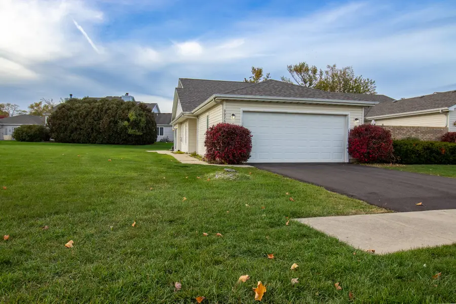 9976 Pheasant Lane, Saint John, IN 46373 - Image #2