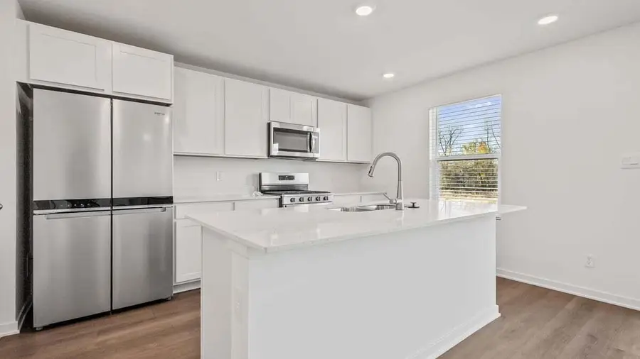 158 Cressmoor Boulevard, Hobart, IN 46342 - Image #3