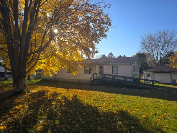 6862 NE Suburban Drive, Michigan City, IN 46360