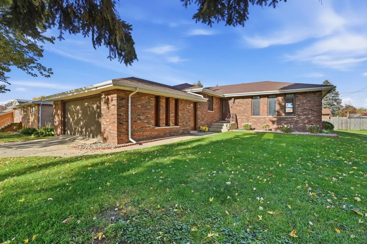 14 Helena Drive, Schererville, IN 46375 - Image #1